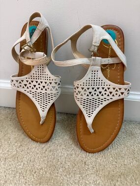 Jessica Simpson Cream Laser-Cut T-Strap Sandals